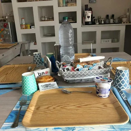 Holidays Oda ve Kahvaltı *